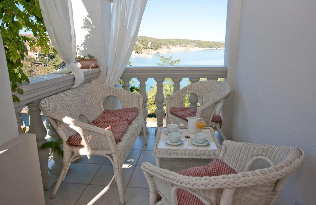 Pavi Apartments Vila Amalia Silo  Ruang foto